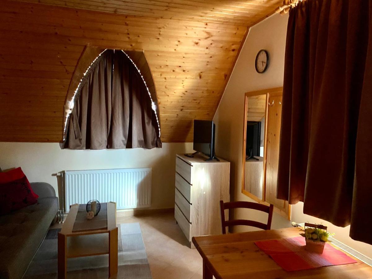 Apartament Katalin App. Zalagyoengye Zalakaros Zewnętrze zdjęcie
